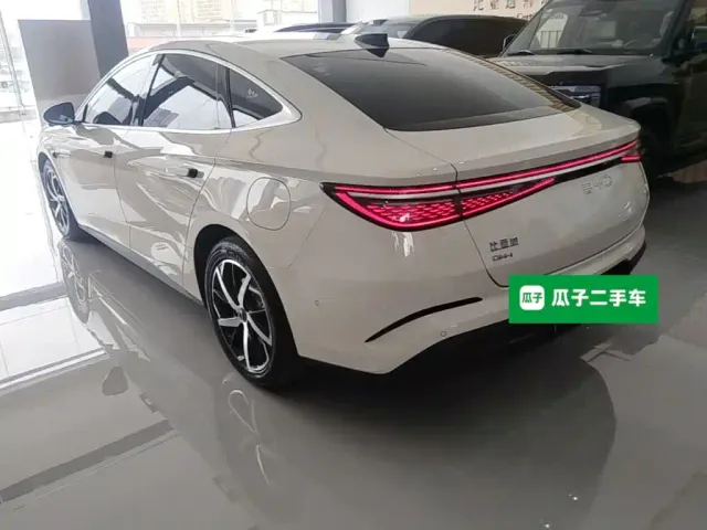 BYD Seal 07 DM-i — Фото автомобиля 4