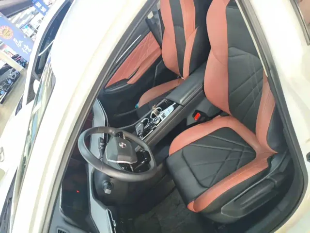 Changan Eado — Фото автомобиля 14