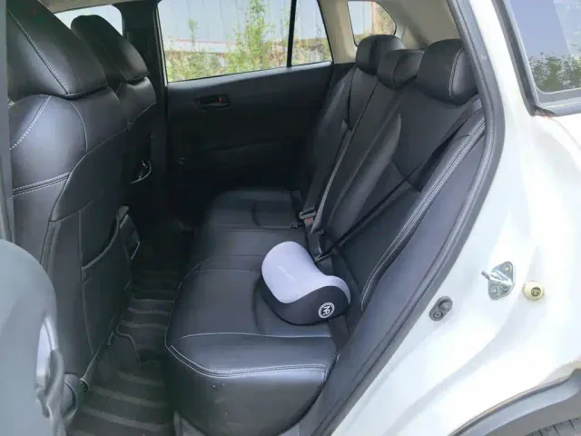 Toyota Corolla Cross — Фото автомобиля 14