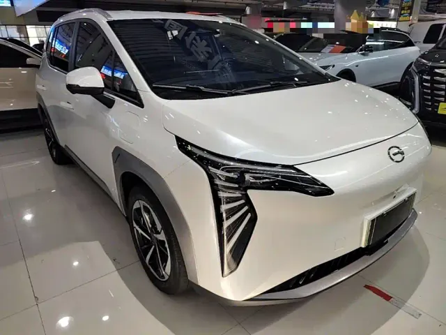 GAC Aion Y — Фото автомобиля 3
