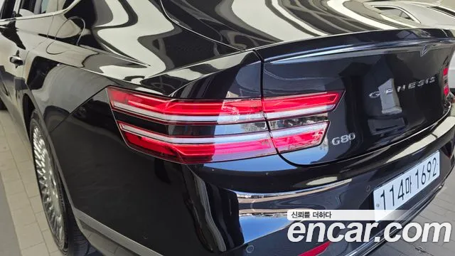 Genesis G80 RG3 — Фото автомобиля 8