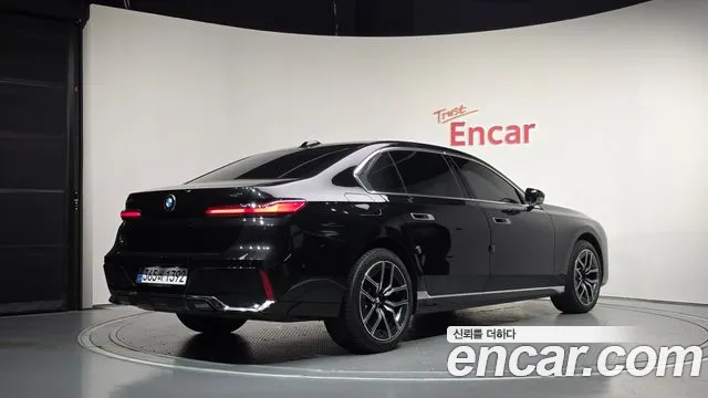 BMW 7-Series 7 серия (G70) 740i xDrive M Sport Limited — Фото автомобиля 2