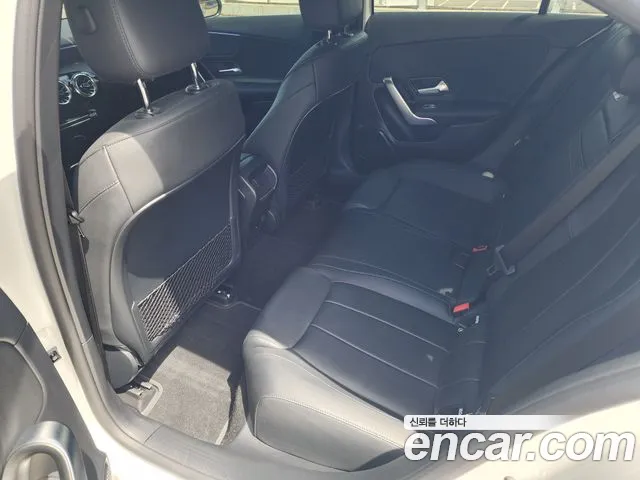 Mercedes-Benz A-Class — Фото автомобиля 10