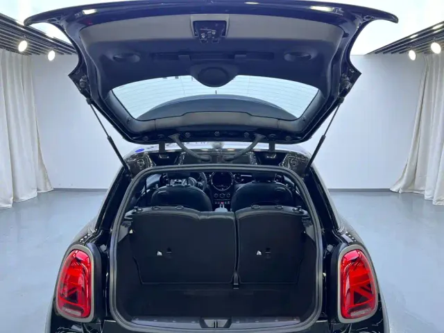 MINI Hatch — Фото автомобиля 19
