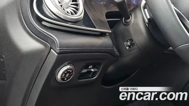 Mercedes-Benz EQS — Фото автомобиля 22