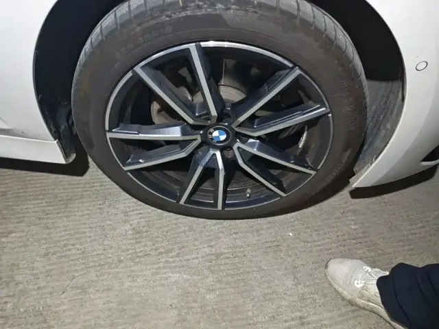 BMW 3 Series — Фото автомобиля 10