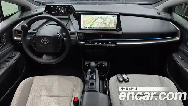 Toyota Prius — Фото автомобиля 7