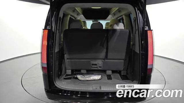 Hyundai Staria Staria 4WD Lounge 9 мест — Фото автомобиля 20