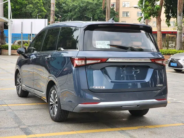 Wuling Jiachen — Фото автомобиля 7