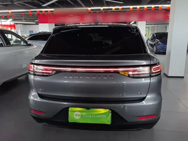 Leapmotor C11 — Фото автомобиля 5