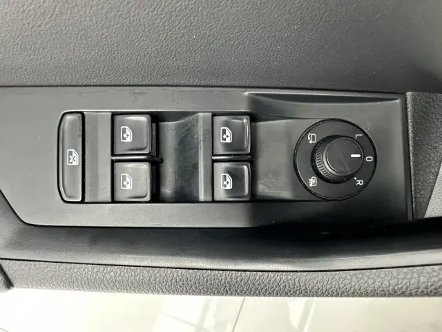 Skoda Superb — Фото автомобиля 12