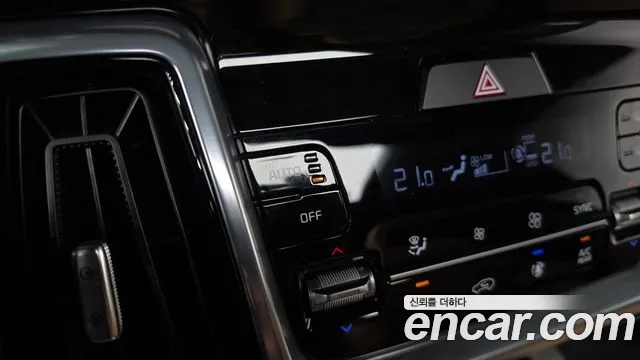 Kia Sorento Sorento 4-е поколение Дизель 2.2 4WD — Фото автомобиля 25