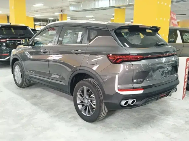 Geely Binyue — Фото автомобиля 4