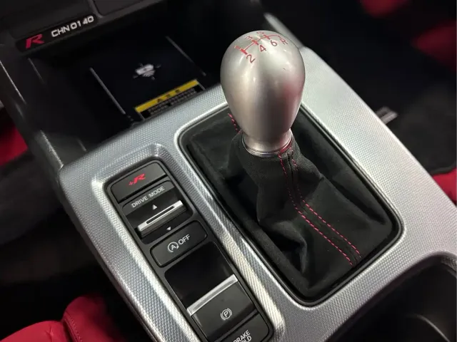 Honda Civic (Import) 2023 2.0T 420TURBO TYPE R — Фото автомобиля 8