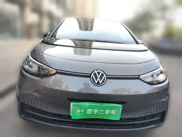 Volkswagen ID.3 — Фото автомобиля 2
