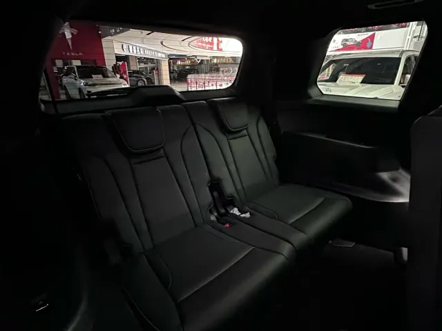 GAC Trumpchi GS8 — Фото автомобиля 30