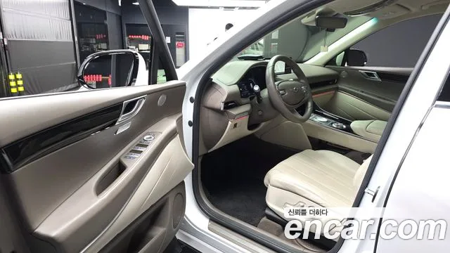 Genesis GV80 — Фото автомобиля 14