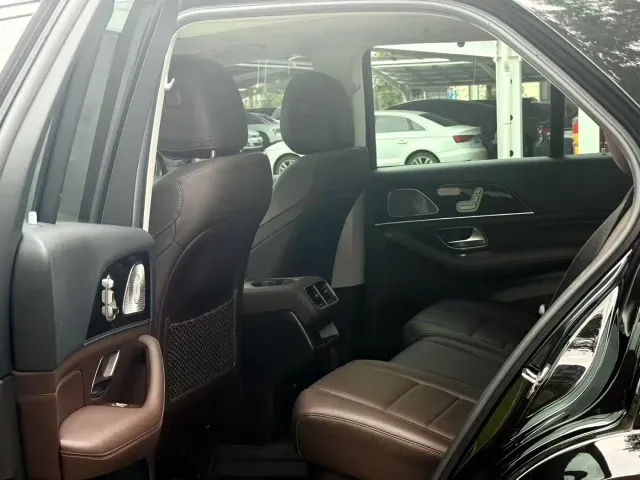 Mercedes-Benz GLE-Class — Фото автомобиля 6