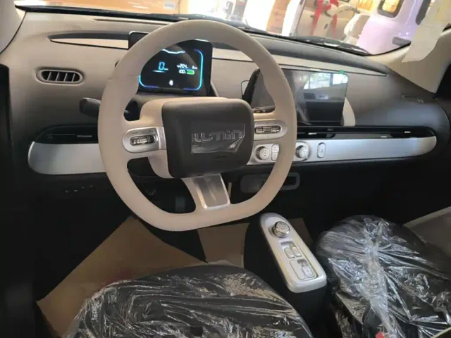 Changan Lumin — Фото автомобиля 9