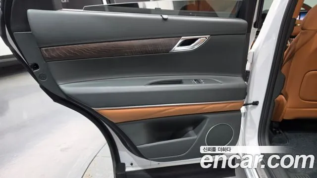 Genesis GV80 — Фото автомобиля 14