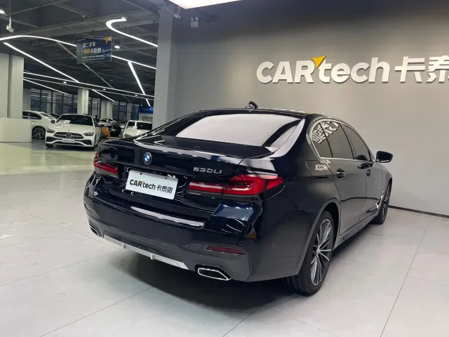 BMW 5 Series — Фото автомобиля 4