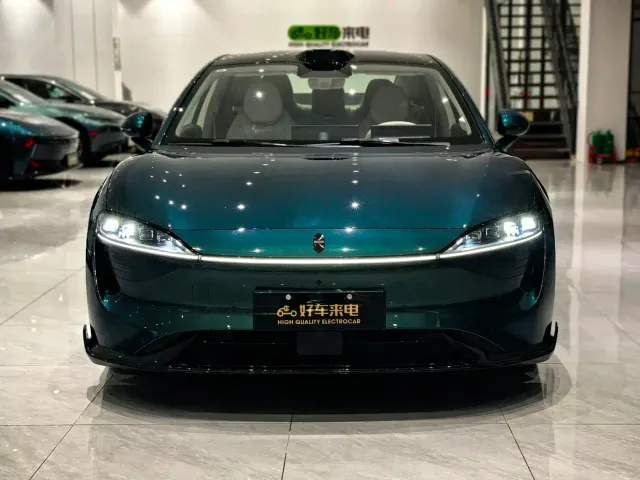 Luxeed S7 — Фото автомобиля 2