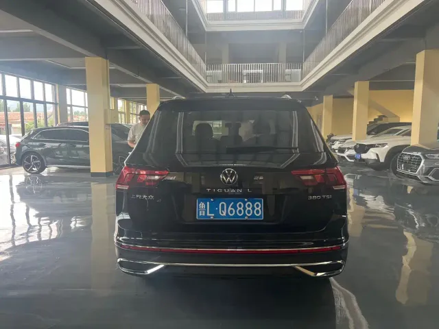 Volkswagen Tiguan L — Фото автомобиля 4