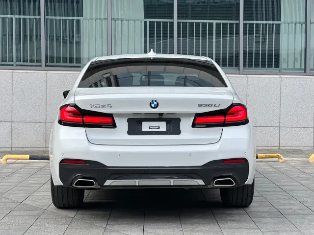 BMW BMW 5 Series 2022 Facelift II 530Li Premium Package M Sport — Фото автомобиля 5