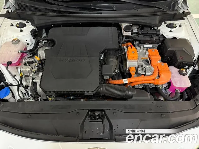 Hyundai Avante CN7 — Фото автомобиля 6