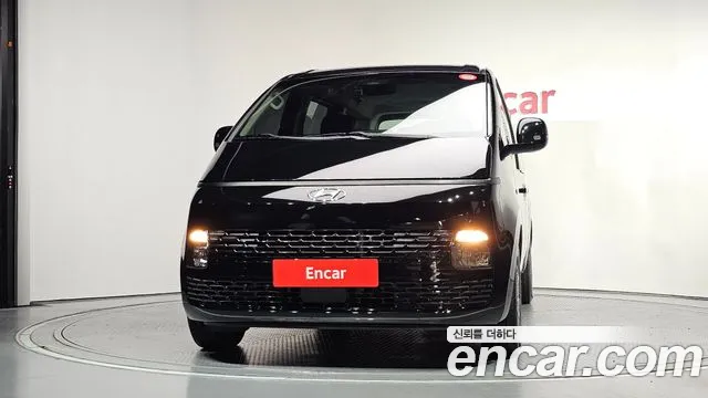 Hyundai Staria Staria Tourer 11 мест — Фото автомобиля 3
