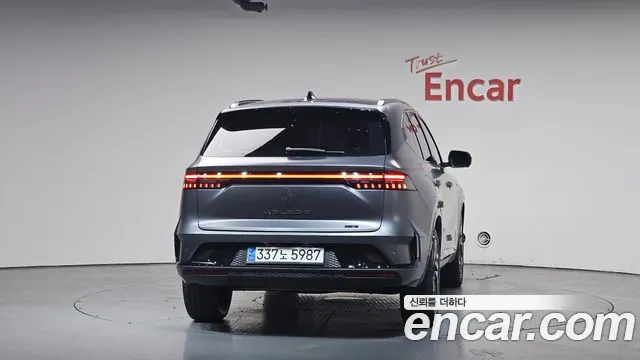 Renault-KoreaSamsung Grand Koleos Grand Koleos — Фото автомобиля 3
