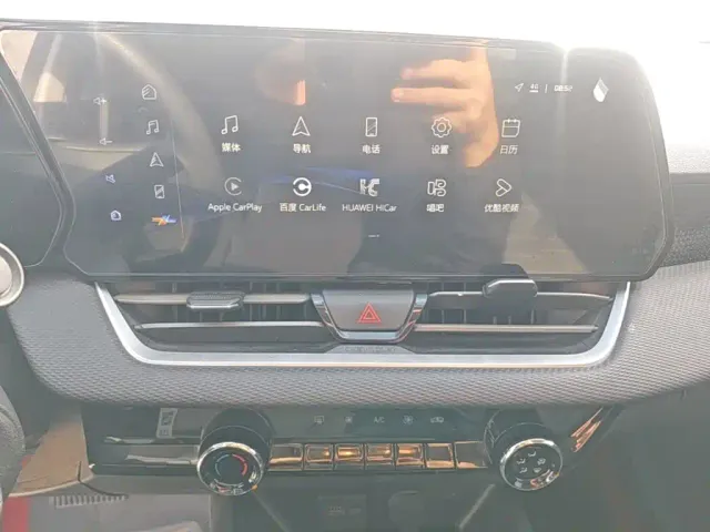 Chevrolet Monza — Фото автомобиля 12