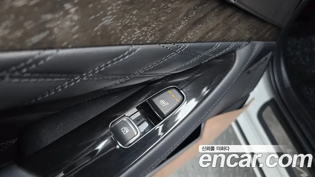 Kia K8 Signature — Фото автомобиля 25