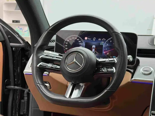 Mercedes-Benz S-Class — Фото автомобиля 16