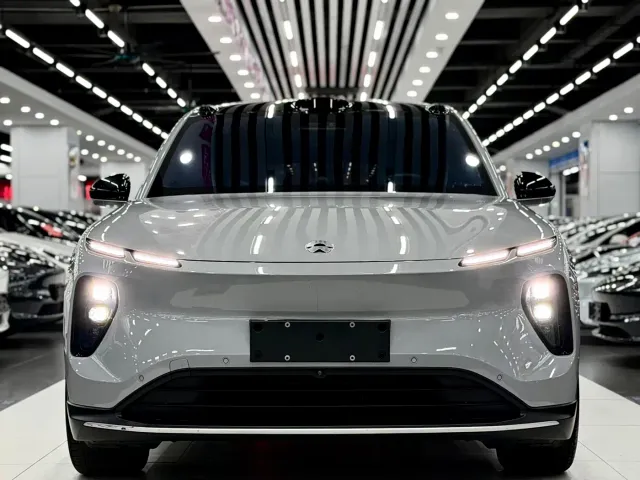 Nio EC6 — Фото автомобиля 2