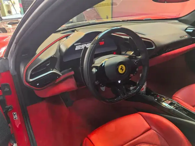 Ferrari 296 — Фото автомобиля 7
