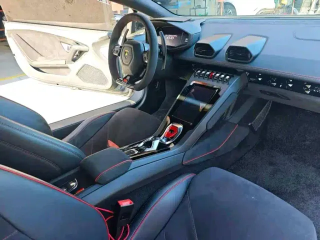 Lamborghini Huracan — Фото автомобиля 7