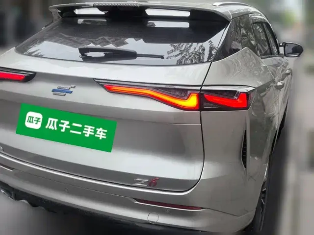 Changan Oshan Z6 EV — Фото автомобиля 4