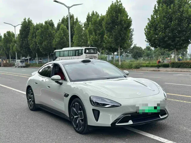 Xiaomi SU7 — Фото автомобиля 3