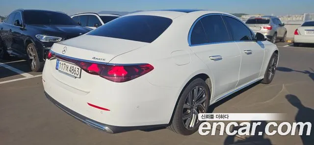 Mercedes-Benz E-Class W214 — Фото автомобиля 15