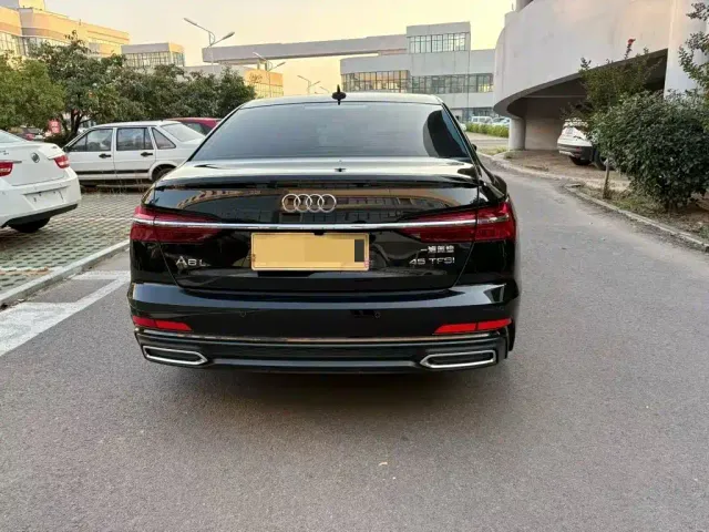 Audi A6L — Фото автомобиля 6