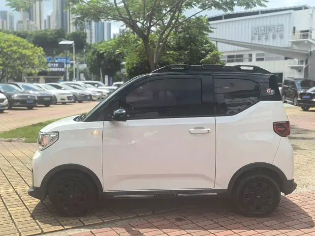 Wuling Hongguang Mini EV — Фото автомобиля 4