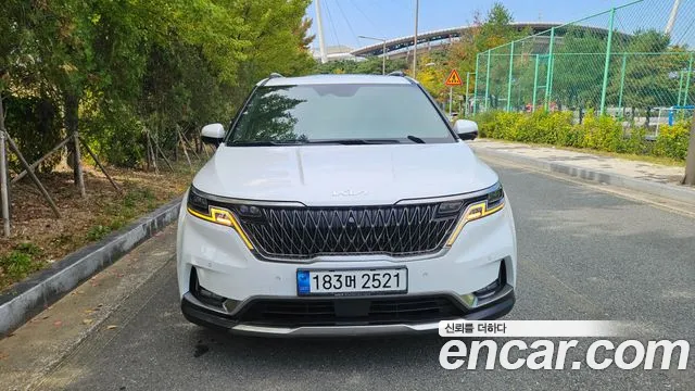 Фотография автомобиля — Kia Carnival 4th Gen