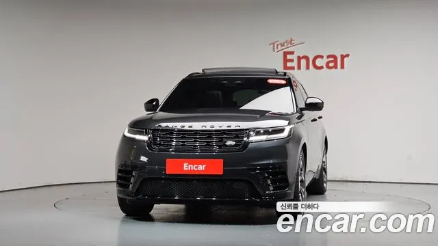 Land Rover Range Rover Velar — Фото автомобиля 3