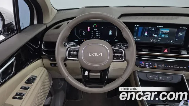 Kia Carnival Generation 4 — Фото автомобиля 19
