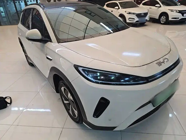 BYD Sealion 05 EV — Фото автомобиля 3