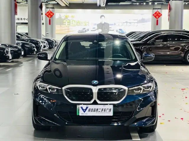 BMW i3 — Фото автомобиля 2