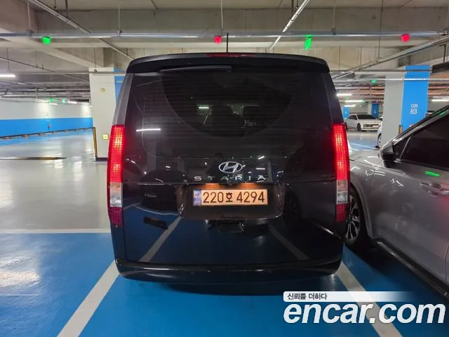 Hyundai Staria — Фото автомобиля 3
