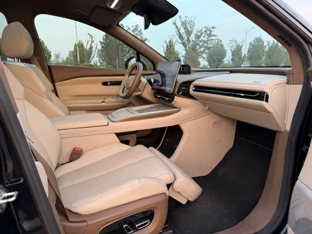 GAC Hyptec HT — Фото автомобиля 22