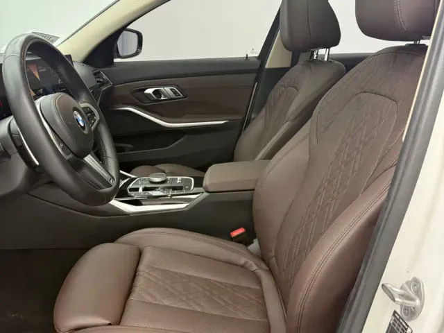 BMW 3 Series — Фото автомобиля 11